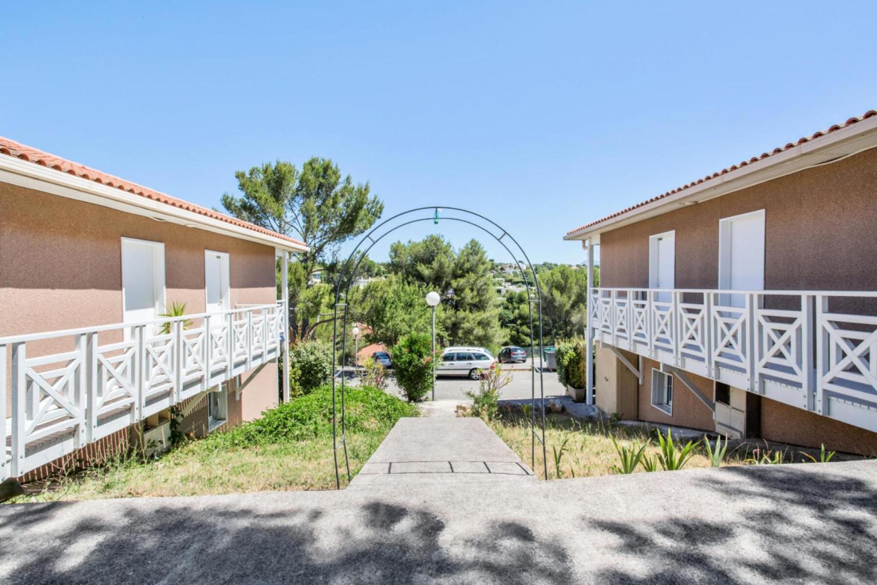 Résidence Debussy - maeva Home - Appartement 2 Pièces 4 Personnes - Budget 39 Carnoux-en-Provence Esterno foto